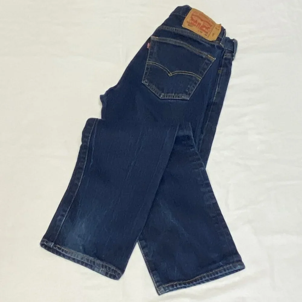 Levis mid rise